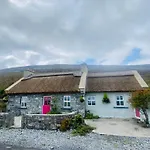 Oranuisce Thatch