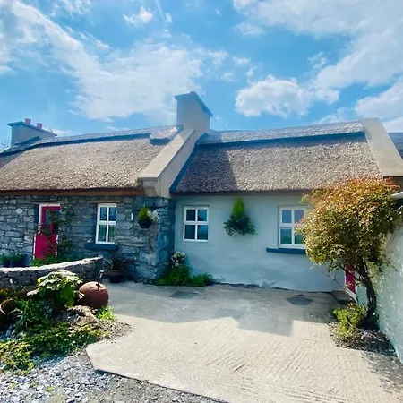 Holiday home Oranuisce Thatch Ballyvaughan