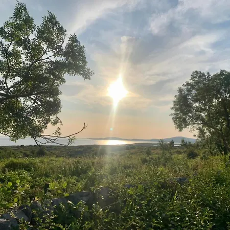 Oranuisce Thatch Ballyvaughan