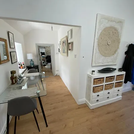 別荘 Oranuisce Thatch