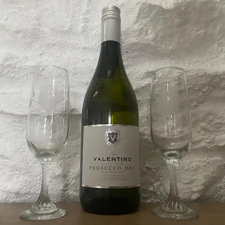 Oranuisce Thatch Semesterbostad