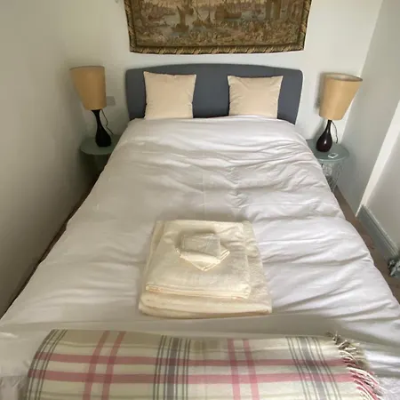 Oranuisce Thatch * バリーボーン