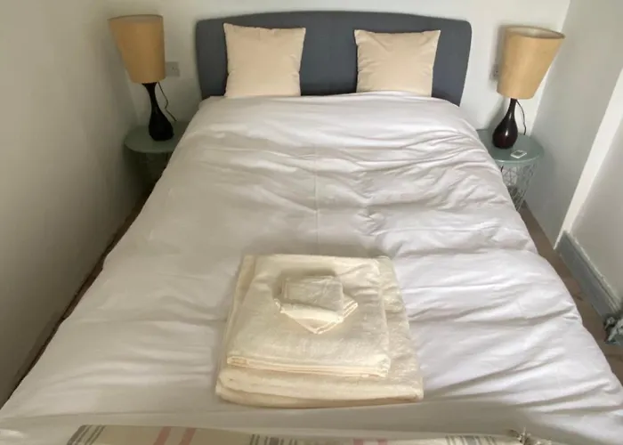 Oranuisce Thatch * Ballyvaughan